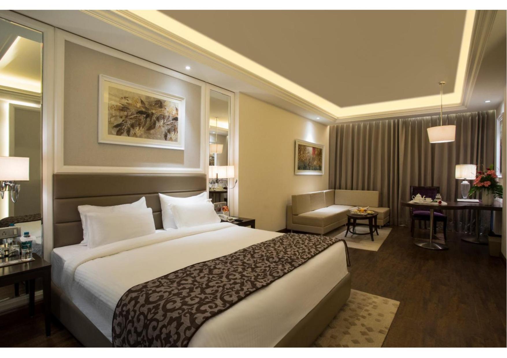 Singhania Sarovar Portico Rāipur Eksteriør billede