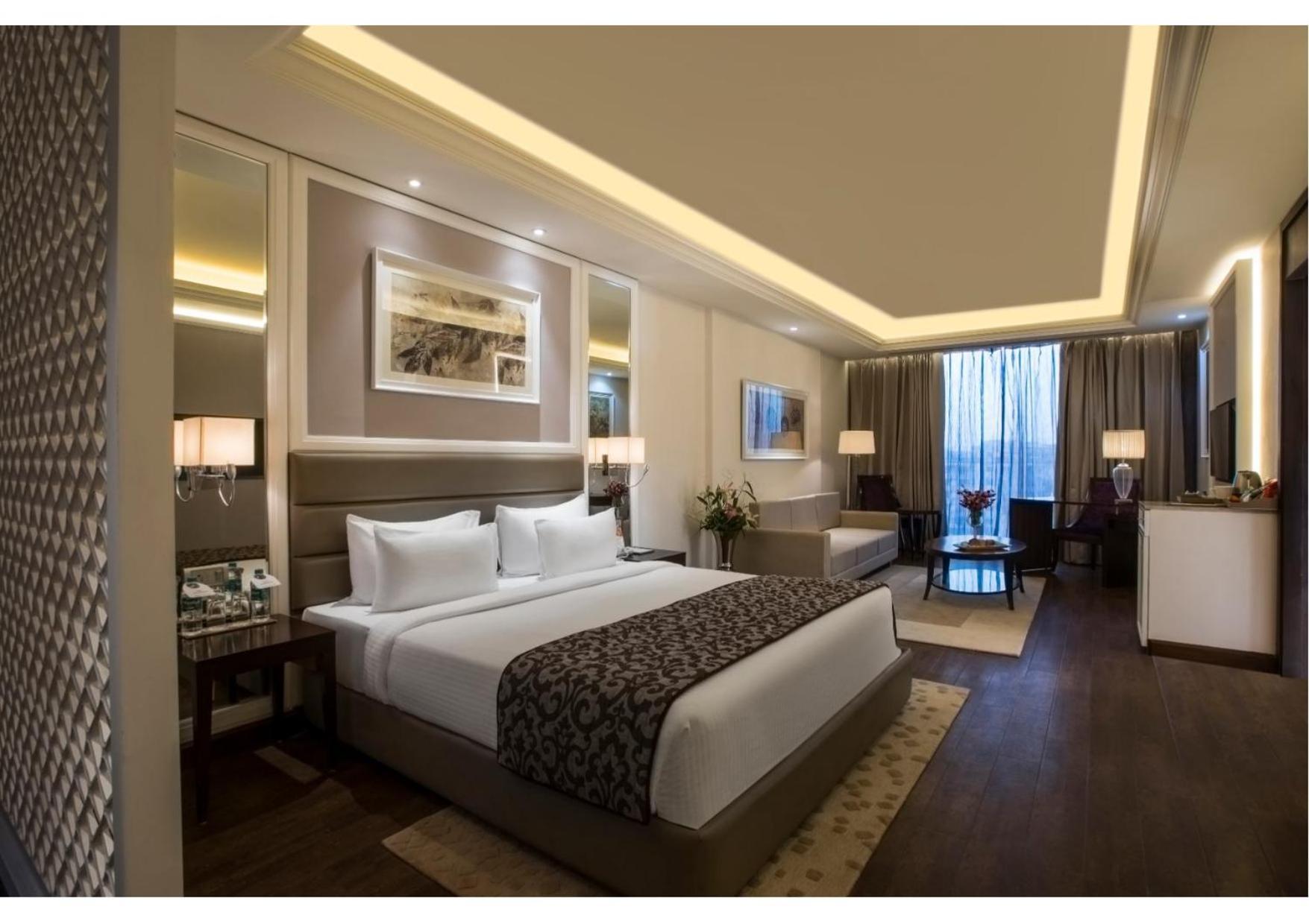 Singhania Sarovar Portico Rāipur Eksteriør billede